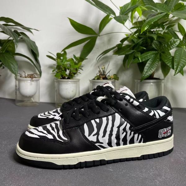 2021 news release dunks low zebra skateboard shoes dunk white black portsmarket casual runner outdoor trainers sneakers sports with box
2021 news release dunks low zebra skateboard shoes dunk white black portsmarket casual runner outdoor trainers sneakers sports with box