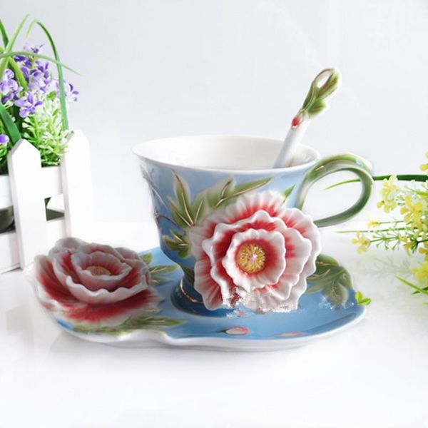 cups & saucers creative peony ceramic coffee cup dish spoon bone china very exquisite luxurious and beautiful
cups & saucers creative peony ceramic coffee cup dish spoon bone china very exquisite luxurious and beautiful