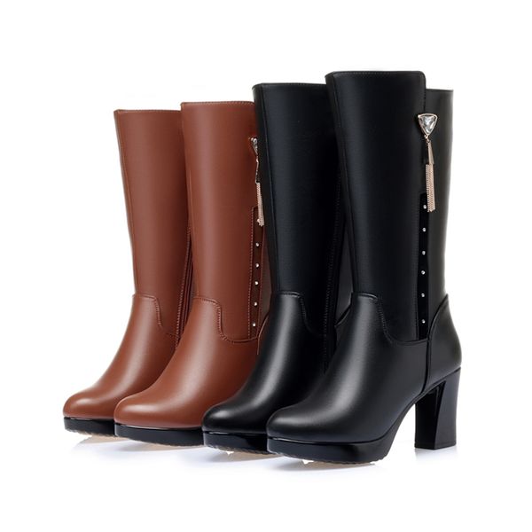 Fashion Female Winter Shoes Women Genuine Leather 5CM 7CM Black Brown Boot Wool Lined Boots Fashion High Quality Motorcycle, Black 5cm fur
Fashion Female Winter Shoes Women Genuine Leather 5CM 7CM Black Brown Boot Wool Lined Boots Fashion High Quality Motorcycle, Black 5cm fur