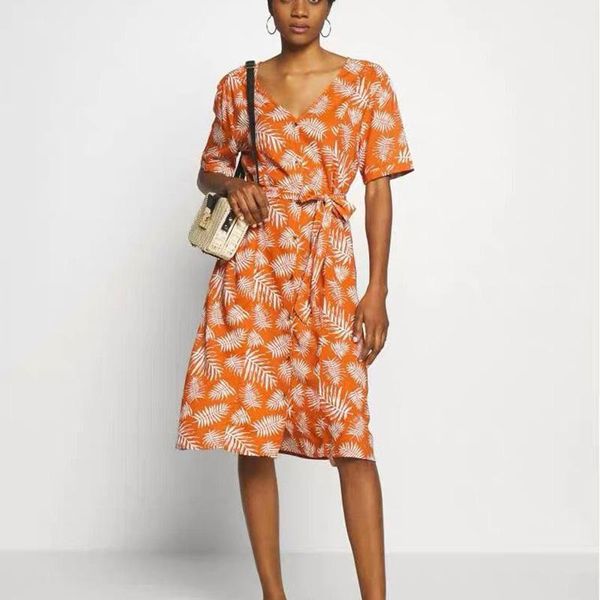 casual dresses v neck floral print self tie wrap dress mini women boho ruffle hem short sleeve summer vestidos, Black;gray
casual dresses v neck floral print self tie wrap dress mini women boho ruffle hem short sleeve summer vestidos, Black;gray