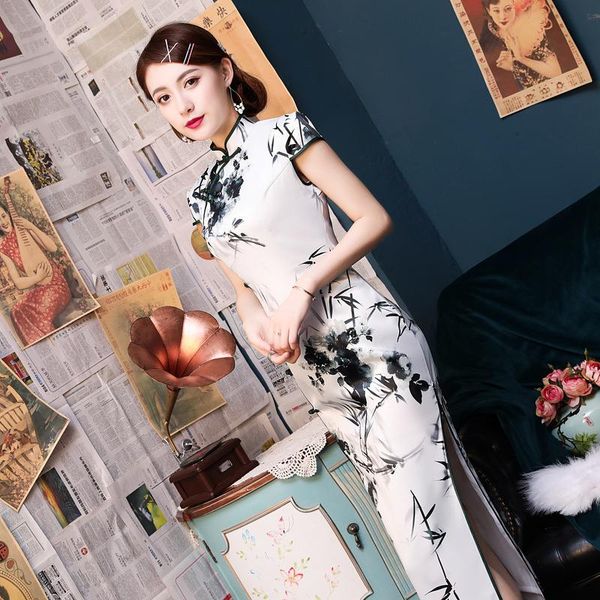 ethnic clothing chinese women's silk dress, jacquard cheongsam, elegant large, autumn series, Red
ethnic clothing chinese women's silk dress, jacquard cheongsam, elegant large, autumn series, Red