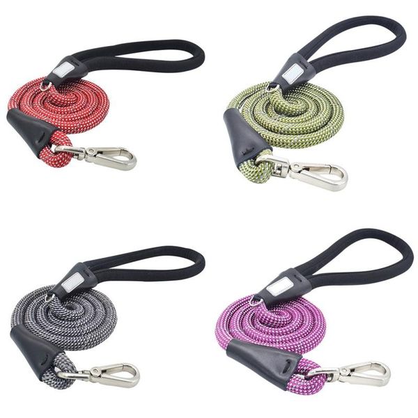 1.2m dog leash with comfortable padded handle and high level of light resistance making it ideal for small medium large dogs collars & leash
1.2m dog leash with comfortable padded handle and high level of light resistance making it ideal for small medium large dogs collars & leash