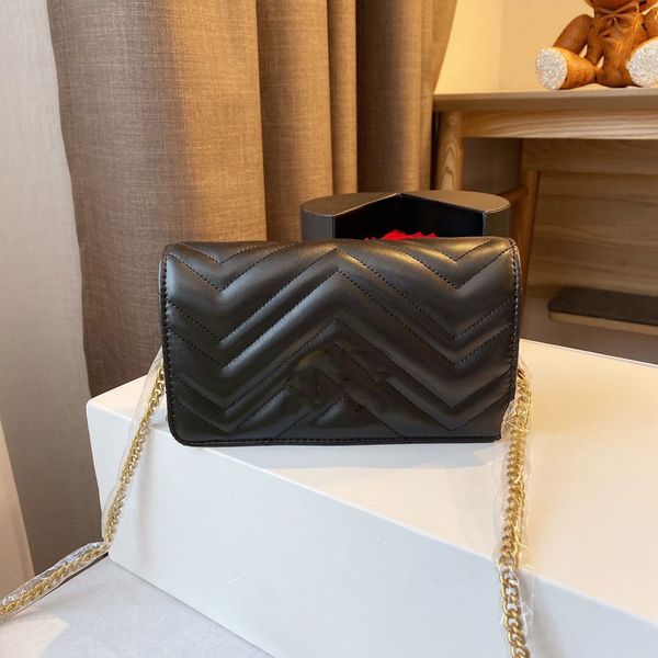 2021 Designer Shopping Bag Embroidered canvas Mini book tote High Quality Tote Bag Luxury Handbag Brand women bags Designer Shoulder Bag 541, Black
2021 Designer Shopping Bag Embroidered canvas Mini book tote High Quality Tote Bag Luxury Handbag Brand women bags Designer Shoulder Bag 541, Black