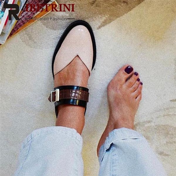 large size summer platform sandals women buckle strap low heel flat 2021 casual round toe brand shoes woman, Black
large size summer platform sandals women buckle strap low heel flat 2021 casual round toe brand shoes woman, Black