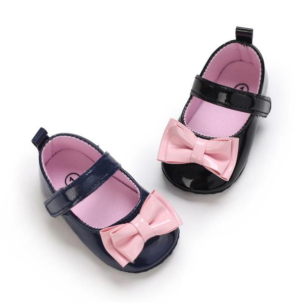 first walkers born baby girls moccasins princess shoes infant crib patent leather bow-knot soft sole little girl 0-18m
first walkers born baby girls moccasins princess shoes infant crib patent leather bow-knot soft sole little girl 0-18m