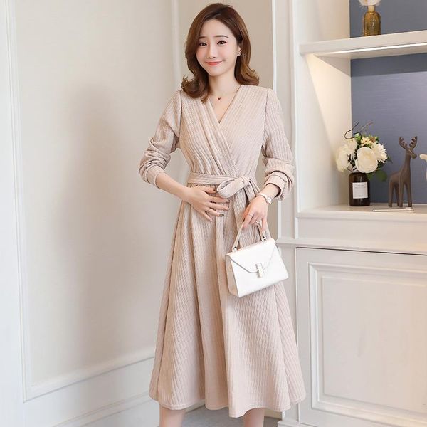 maternity dresses pregnant women breastfeeding fall/winter dress v-neck waist bottoming dual-use, White
maternity dresses pregnant women breastfeeding fall/winter dress v-neck waist bottoming dual-use, White