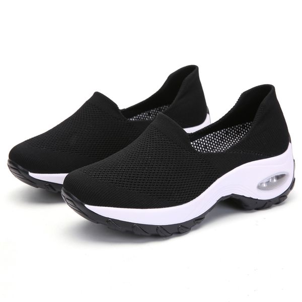 men women sports shoes mesh thick-soled middle-aged and elderly spring fall trainers sneakers walking
men women sports shoes mesh thick-soled middle-aged and elderly spring fall trainers sneakers walking