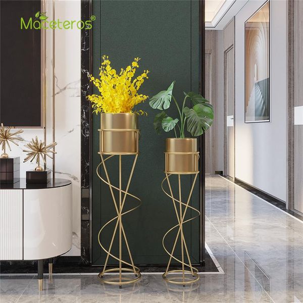 vases nordic style light luxury wroughtiron flowerstandvase modern homedecoration accessories handicraftabstractartlivingroomflowerpot
vases nordic style light luxury wroughtiron flowerstandvase modern homedecoration accessories handicraftabstractartlivingroomflowerpot
