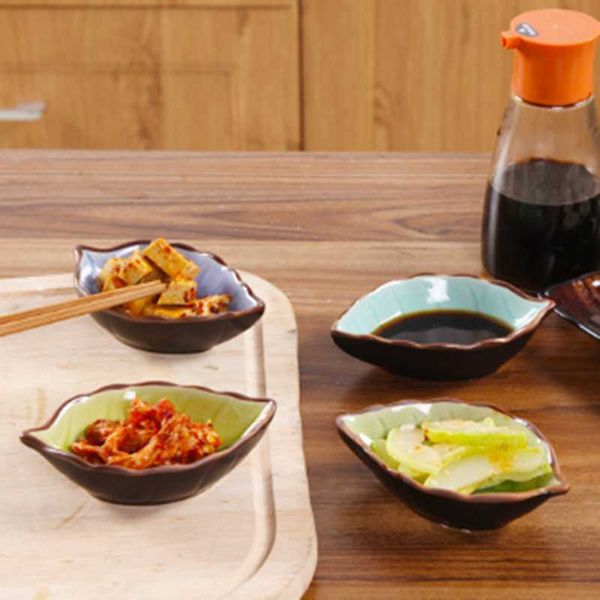 kitchen storage & organization cooking tool creative plate ice crack ceramic glaze seasoning vinegar, soy sauce, small plates supplies
kitchen storage & organization cooking tool creative plate ice crack ceramic glaze seasoning vinegar, soy sauce, small plates supplies
