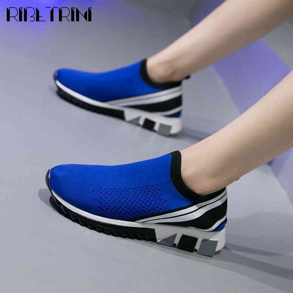 sandals lesiure female slip on platform chunky casual shoes solid hollow out women fashion flats, Black
sandals lesiure female slip on platform chunky casual shoes solid hollow out women fashion flats, Black