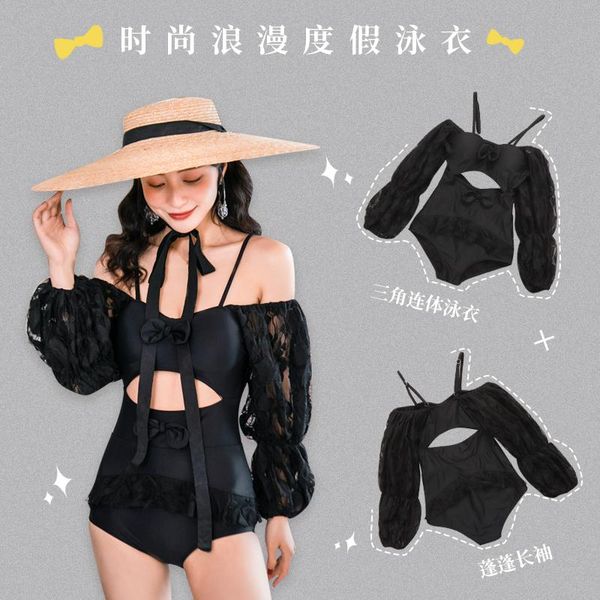 one-piece suits 2021 black swimsuit women push up one piece print high waist swimwear female retro ruffled bodysuit monokini
one-piece suits 2021 black swimsuit women push up one piece print high waist swimwear female retro ruffled bodysuit monokini