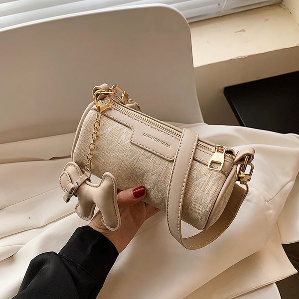 2021 single shoulder messenger bag laohua mobile phone bag women's fashion korean version simple trend drum
2021 single shoulder messenger bag laohua mobile phone bag women's fashion korean version simple trend drum
