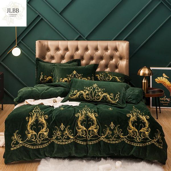 bedding sets luxury green blue brown european gold embroidery winter fleece flannel velvet set duvet cover bed sheet/linen pillowcase
bedding sets luxury green blue brown european gold embroidery winter fleece flannel velvet set duvet cover bed sheet/linen pillowcase