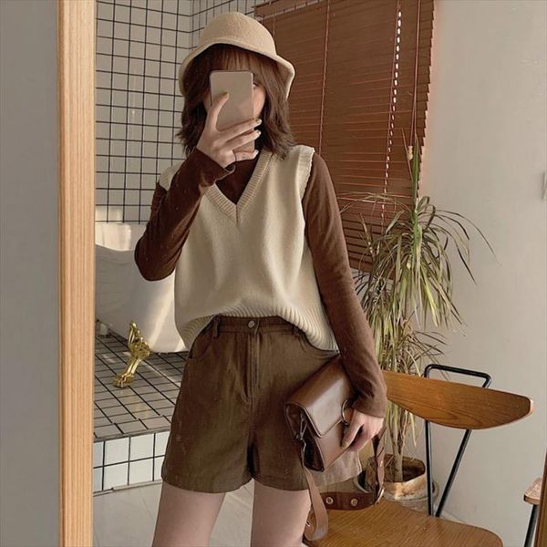 autumn sleeveless women sweet sweater solid color v neck knitted loose slim vest jumpers pull femme sweaters, White;black
autumn sleeveless women sweet sweater solid color v neck knitted loose slim vest jumpers pull femme sweaters, White;black