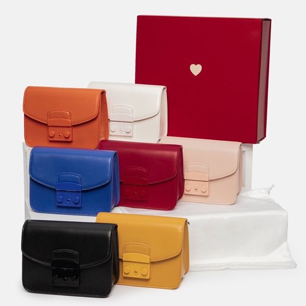 luxury handbags and storage bag women 2021 new classic f family women's ins super fire leather chain small square single
luxury handbags and storage bag women 2021 new classic f family women's ins super fire leather chain small square single