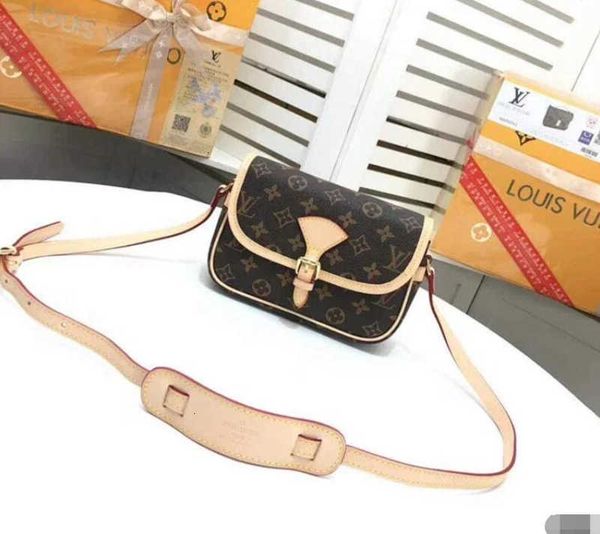 shoulder vintage handbags brand cross old flower designer shoulder bag luxury iconic handles nusv bags totes m42251 body vintage bag clu
shoulder vintage handbags brand cross old flower designer shoulder bag luxury iconic handles nusv bags totes m42251 body vintage bag clu