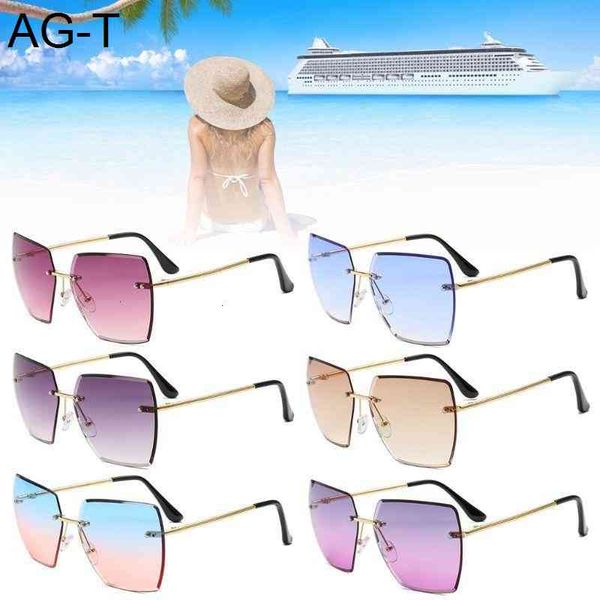 fashion women sunglasses frameless charm personality square ocean lens sunshade mirror street pgraphy props glasses, White;black
fashion women sunglasses frameless charm personality square ocean lens sunshade mirror street pgraphy props glasses, White;black