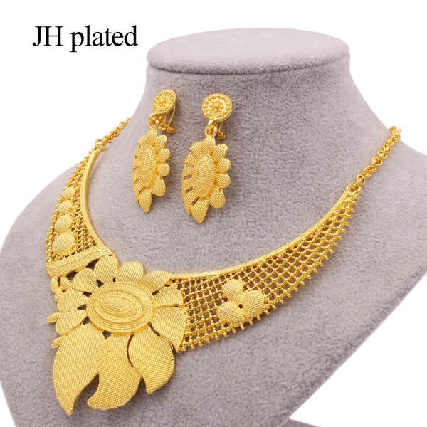 jewelry sets sun flower new dubai gold color ornament for women bridal necklace earrings african women's wife gifts jewelery set, Black
jewelry sets sun flower new dubai gold color ornament for women bridal necklace earrings african women's wife gifts jewelery set, Black