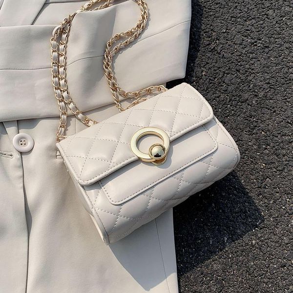 the trendy fashion chain rhombus bag all-match one-shoulder messenger small square shoulder bags
the trendy fashion chain rhombus bag all-match one-shoulder messenger small square shoulder bags