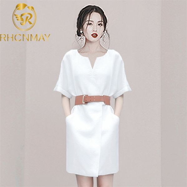 summer fashion european station women's dress wind simple short sleeve v-neck temperament with belt 210506, Black;gray
summer fashion european station women's dress wind simple short sleeve v-neck temperament with belt 210506, Black;gray