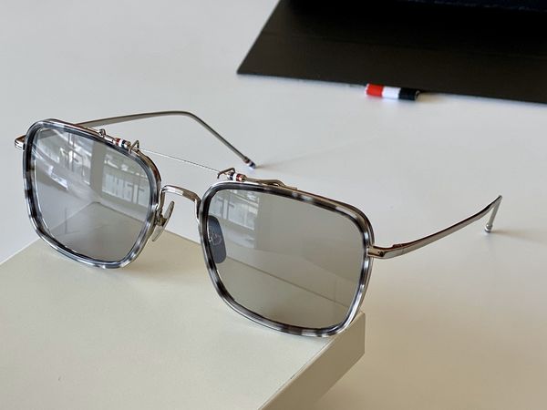 tbs816 original designer sunglasses for mens famous fashionable retro luxury brand eyeglass fashion design women glasses with box, White;black
tbs816 original designer sunglasses for mens famous fashionable retro luxury brand eyeglass fashion design women glasses with box, White;black