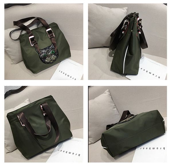 designers duffel bags 45cm 55cm luxury large capacity travel sale women men genuine leather shoulder fashion bag carry rivets with lock head
designers duffel bags 45cm 55cm luxury large capacity travel sale women men genuine leather shoulder fashion bag carry rivets with lock head