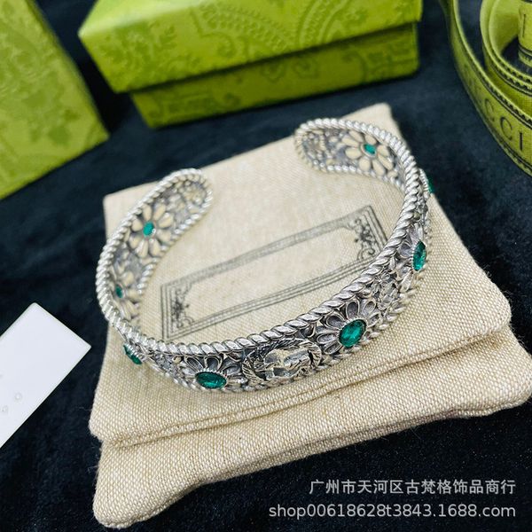 bangles bracelet gujia double g daisy hollowed out turquoise 925 silver fashion men's and women's lace open, Black
bangles bracelet gujia double g daisy hollowed out turquoise 925 silver fashion men's and women's lace open, Black