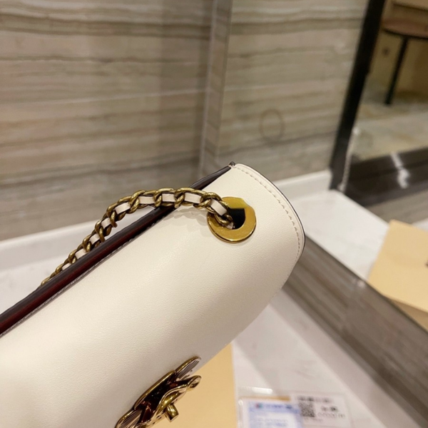 cowhide shoulder bagss chain handbag designer womens classic leather luxury totes cross body belt purse sacoche crossbody clutch sling pouch
cowhide shoulder bagss chain handbag designer womens classic leather luxury totes cross body belt purse sacoche crossbody clutch sling pouch