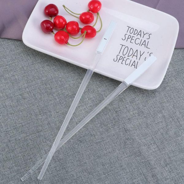 chopsticks 1 pair of light led luminous disassemble and washable kitchen dining room tool (green) 
chopsticks 1 pair of light led luminous disassemble and washable kitchen dining room tool (green)