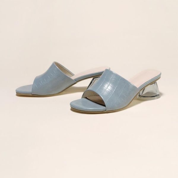 slippers 2021 women platform transparent pleated female summer casual strange style slides ladies fashion shoes big size, Black
slippers 2021 women platform transparent pleated female summer casual strange style slides ladies fashion shoes big size, Black