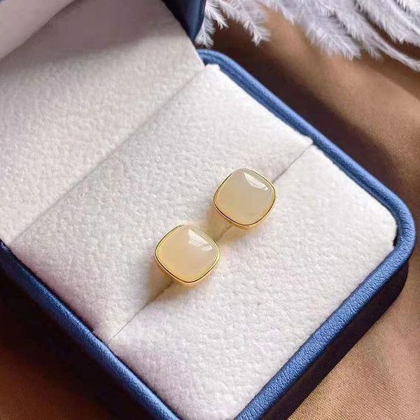 stud silver inlaid natural an white chalcedony square earrings chinese style retro minority design charm women's brand jewelry, Golden;silver
stud silver inlaid natural an white chalcedony square earrings chinese style retro minority design charm women's brand jewelry, Golden;silver