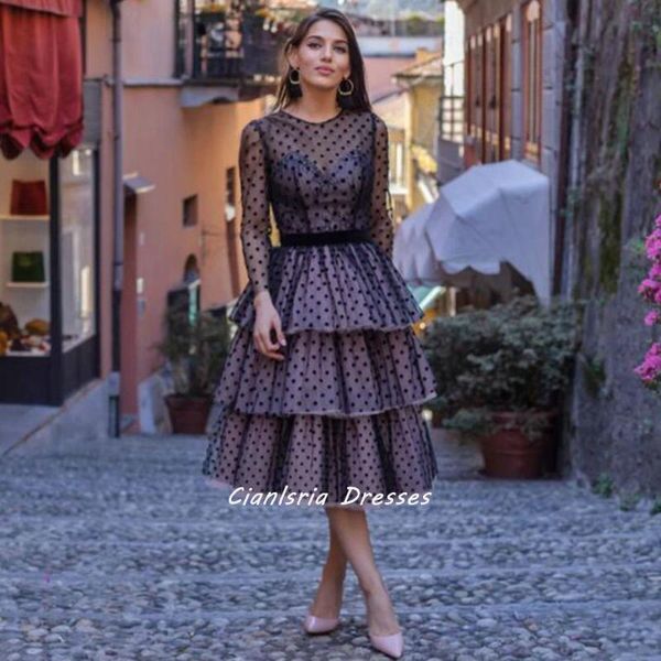 party dresses vintage black dots tulle o-neck tea-length homecoming dress long sleeve illusion tiered skirt short cocktail prom gown, White;black
party dresses vintage black dots tulle o-neck tea-length homecoming dress long sleeve illusion tiered skirt short cocktail prom gown, White;black