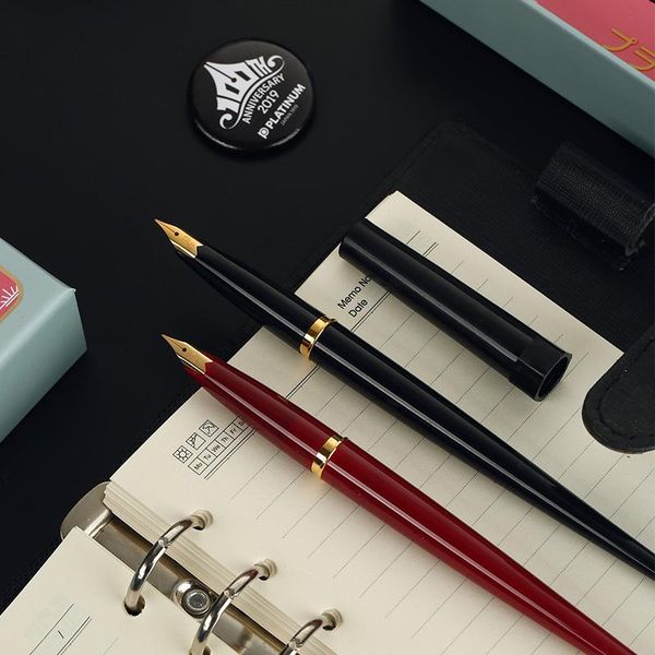 fountain pens 1pc platinum pen dp-1000 f gold-plated nib hand drawn draft business office student calligraphy practice art
fountain pens 1pc platinum pen dp-1000 f gold-plated nib hand drawn draft business office student calligraphy practice art