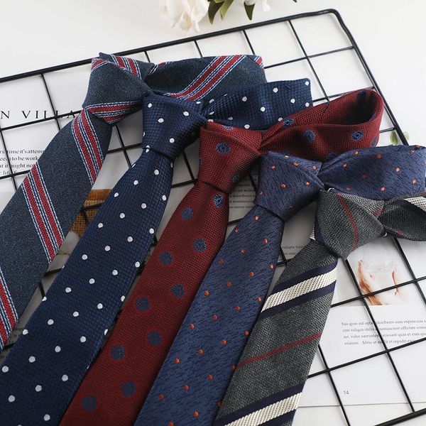 neck ties korean version of narrow fashion men's striped tie leisure business, Blue;purple
neck ties korean version of narrow fashion men's striped tie leisure business, Blue;purple
