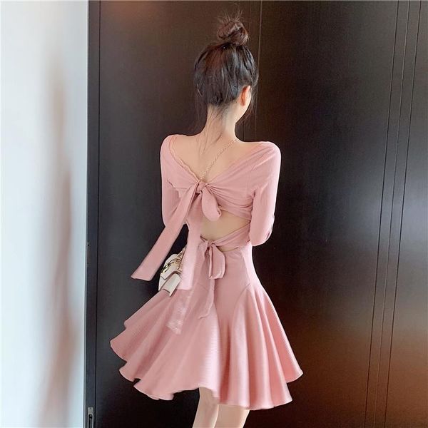 casual dresses chic club hollow out black bandage backless pink evening party korean clothes fashion brand spring summer, Black;gray
casual dresses chic club hollow out black bandage backless pink evening party korean clothes fashion brand spring summer, Black;gray