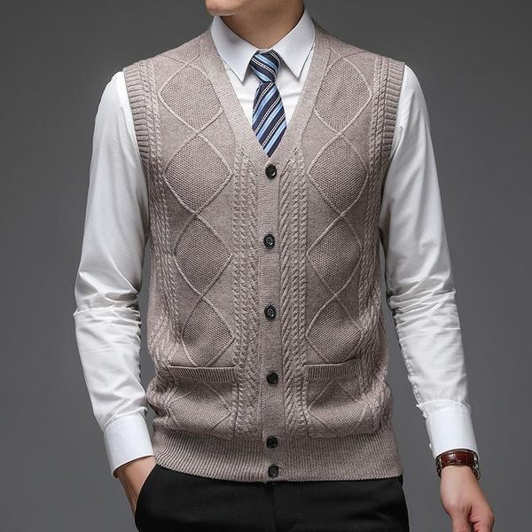 men's sweaters 2021 design thick wool cardigan autumn & winter plaid knit coat male sleeveless buttons up sweater warm knitwear, White;black
men's sweaters 2021 design thick wool cardigan autumn & winter plaid knit coat male sleeveless buttons up sweater warm knitwear, White;black