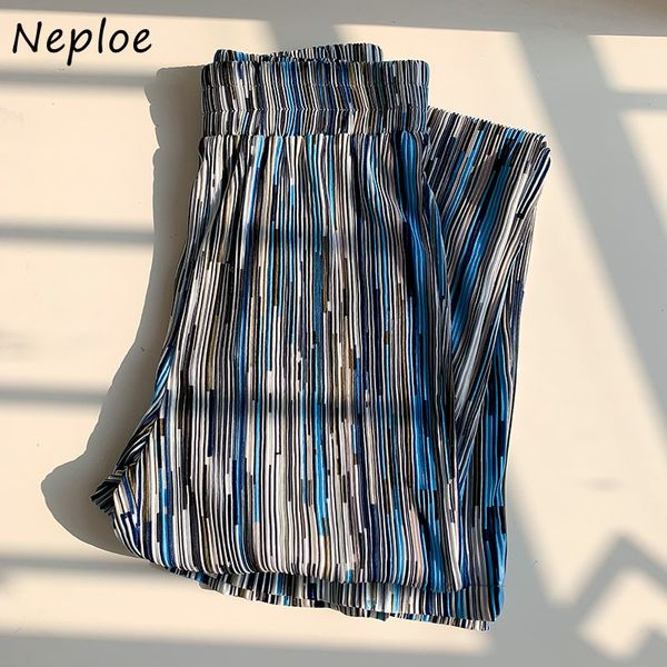 neploe korean high waist hip straight pants women vintage print loose trousers femme spring pantalones all match 210510, Black;white
neploe korean high waist hip straight pants women vintage print loose trousers femme spring pantalones all match 210510, Black;white