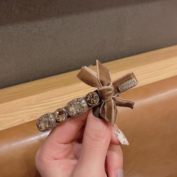 hair clips & barrettes clip female velvet bow rhinestone crystal elegant sen simple bangs seaside back of the head tail, Golden;silver
hair clips & barrettes clip female velvet bow rhinestone crystal elegant sen simple bangs seaside back of the head tail, Golden;silver