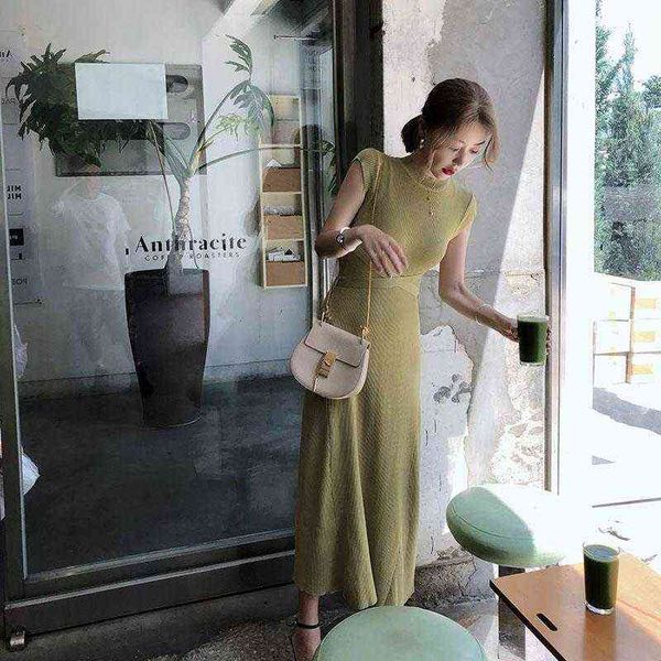 2020 summer korean women bodycon robe knitted maxi dress elegant ladies slim sweater sleeveless long party dresses vestidos s84 g1214, Black;gray
2020 summer korean women bodycon robe knitted maxi dress elegant ladies slim sweater sleeveless long party dresses vestidos s84 g1214, Black;gray