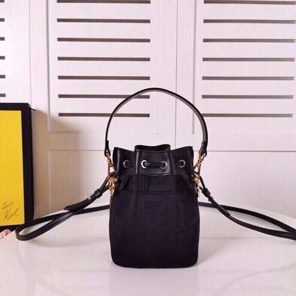 designer luxury bag purses mini handbags mon transparent tresor bucket handbag leather drawstring shoulder bags perforated size:12x18x10cm
designer luxury bag purses mini handbags mon transparent tresor bucket handbag leather drawstring shoulder bags perforated size:12x18x10cm