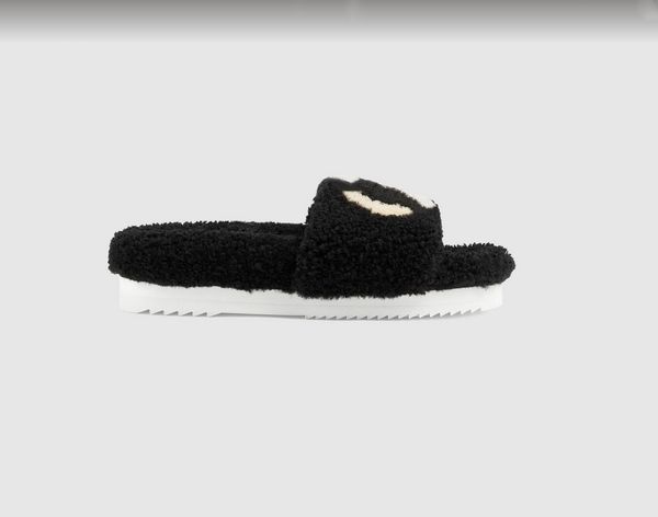 winter women's slippers skateboard plush green gray black leather classic women outdoor warm and comfortable cotton slipper
winter women's slippers skateboard plush green gray black leather classic women outdoor warm and comfortable cotton slipper