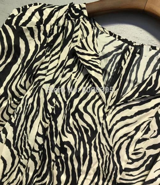 women's blouses & shirts woman cream black silk zarga zebra print blouse v-neck puff shoulders shoulder pad long sleeves buttoned cuffs, White
women's blouses & shirts woman cream black silk zarga zebra print blouse v-neck puff shoulders shoulder pad long sleeves buttoned cuffs, White