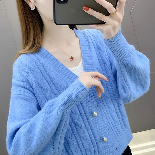 luxury women's outerwear & coats knitted cardigan coat small pearl button short v-neck twist sweater 2021 autumn and winter female, Black;brown
luxury women's outerwear & coats knitted cardigan coat small pearl button short v-neck twist sweater 2021 autumn and winter female, Black;brown