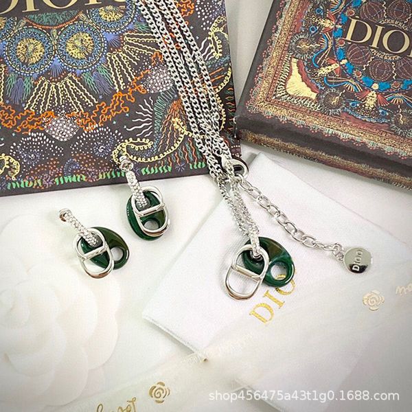 new d family female letter cd minority high sense green agate old silver earrings fashion 925, Golden
new d family female letter cd minority high sense green agate old silver earrings fashion 925, Golden