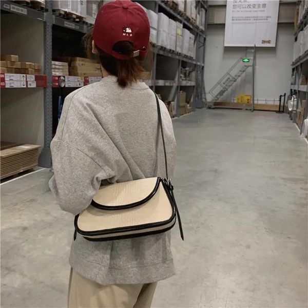 evening bags favorite small bag korean student spring and summer square color matching one-shoulder armpit female 2021 mess
evening bags favorite small bag korean student spring and summer square color matching one-shoulder armpit female 2021 mess