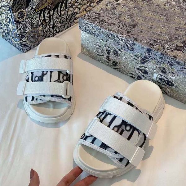 luxury flat sandal design embroidery black slippers shallow beach leisure indoor lace lock box full set of accessories 35-41 shoe008 116
luxury flat sandal design embroidery black slippers shallow beach leisure indoor lace lock box full set of accessories 35-41 shoe008 116