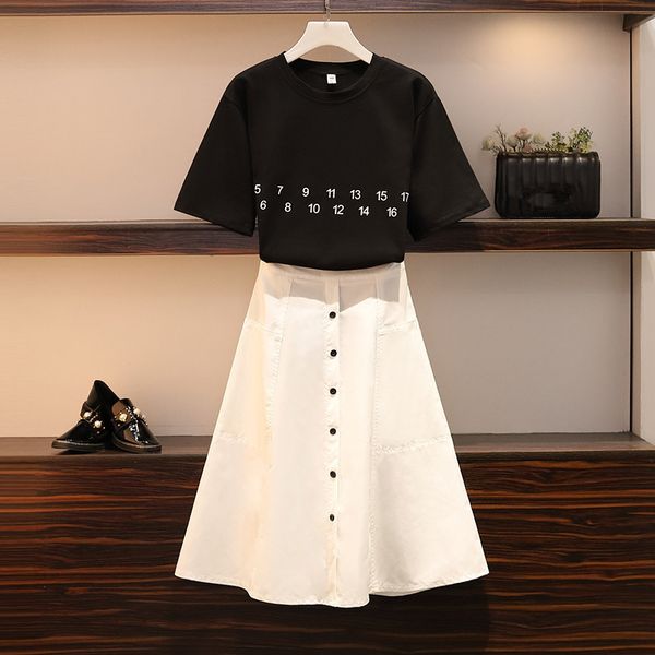 summer plus size two-piece suit women casual number black t shirts + single-breasted pocket a line white midi skirt set 210515
summer plus size two-piece suit women casual number black t shirts + single-breasted pocket a line white midi skirt set 210515