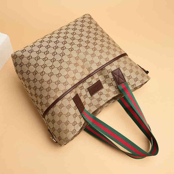 2022 factory wholesale handbag fashion large capacity korean leisure bucket women's single shoulder
2022 factory wholesale handbag fashion large capacity korean leisure bucket women's single shoulder