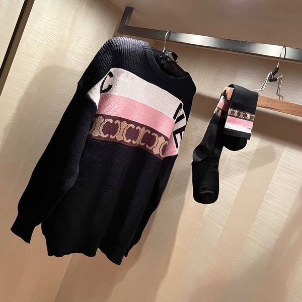 christmas brand women's sweaters new jacquard letter sweater and socks set for autumn winter for women, White;black
christmas brand women's sweaters new jacquard letter sweater and socks set for autumn winter for women, White;black