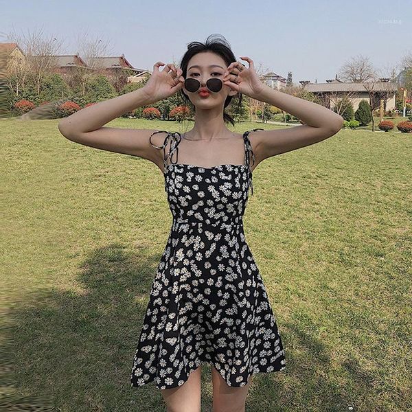 casual dresses summer 2021 skirt retro french daisy dress female temperament waist slim suspender qz-36, Black;gray
casual dresses summer 2021 skirt retro french daisy dress female temperament waist slim suspender qz-36, Black;gray